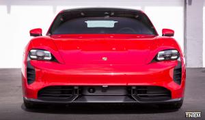 Porsche Taycan Turbo S by MetroWrapz 2020 года 